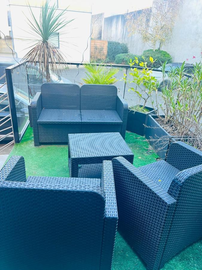 Ferienwohnung Le Saint Symphorien, Parking Gratuit Privee Vannes Exterior foto